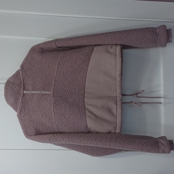 NWT Lavender Purple Cropped Fleece & Faux Fur Sherpa Big Pockets Zip-Up Jacket - Picture 2 of 13
